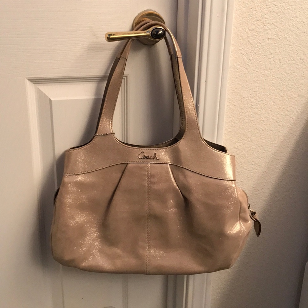 Stunning Coach purse!!